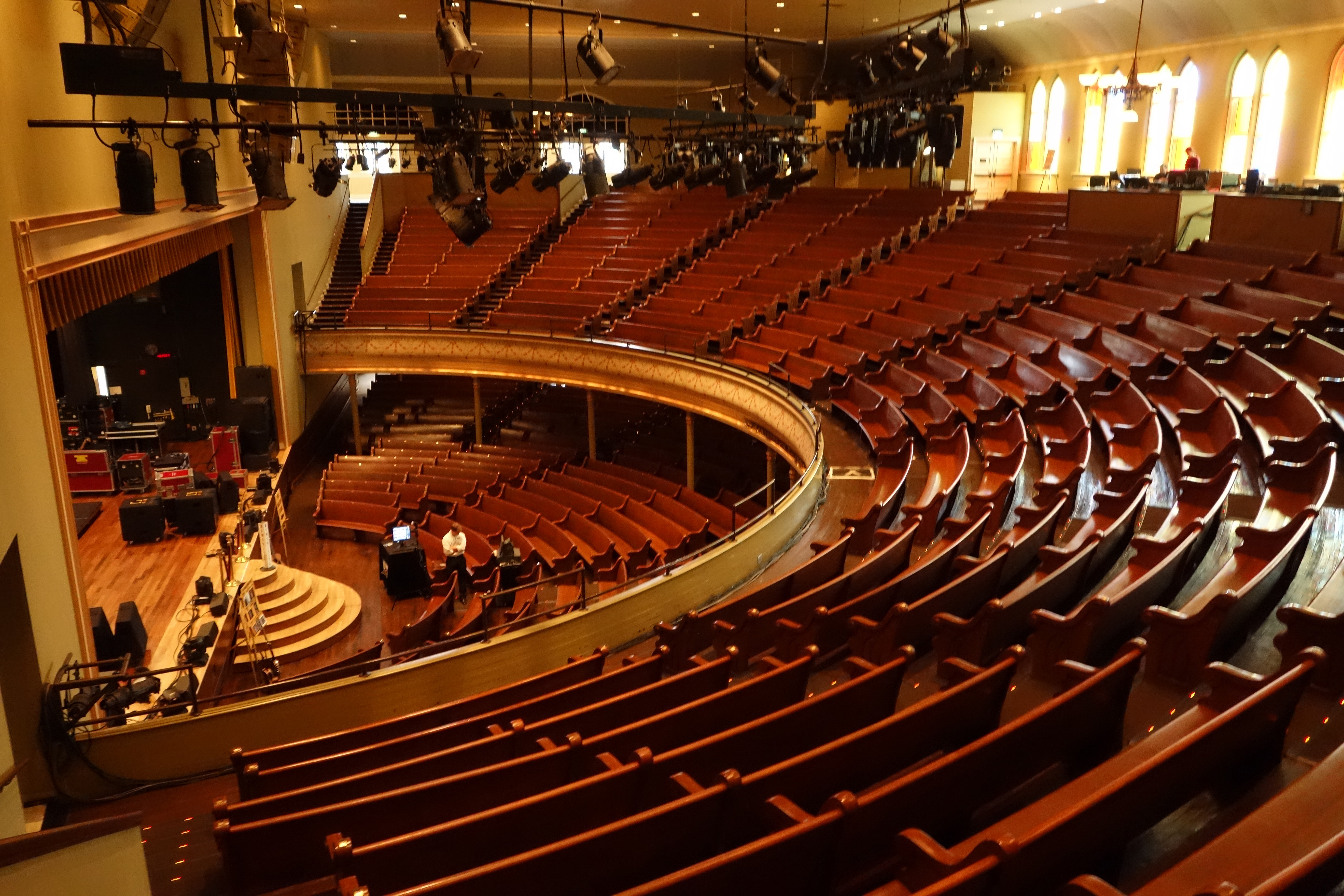Ryman Auditorium | California Tour Blog
